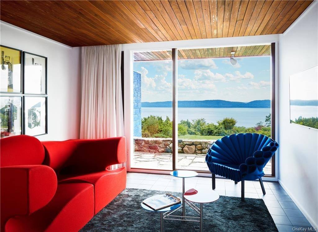 imagen 18 de Se vende una casa única: diseñada por Marcel Breuer y con vistas al río Hudson.
