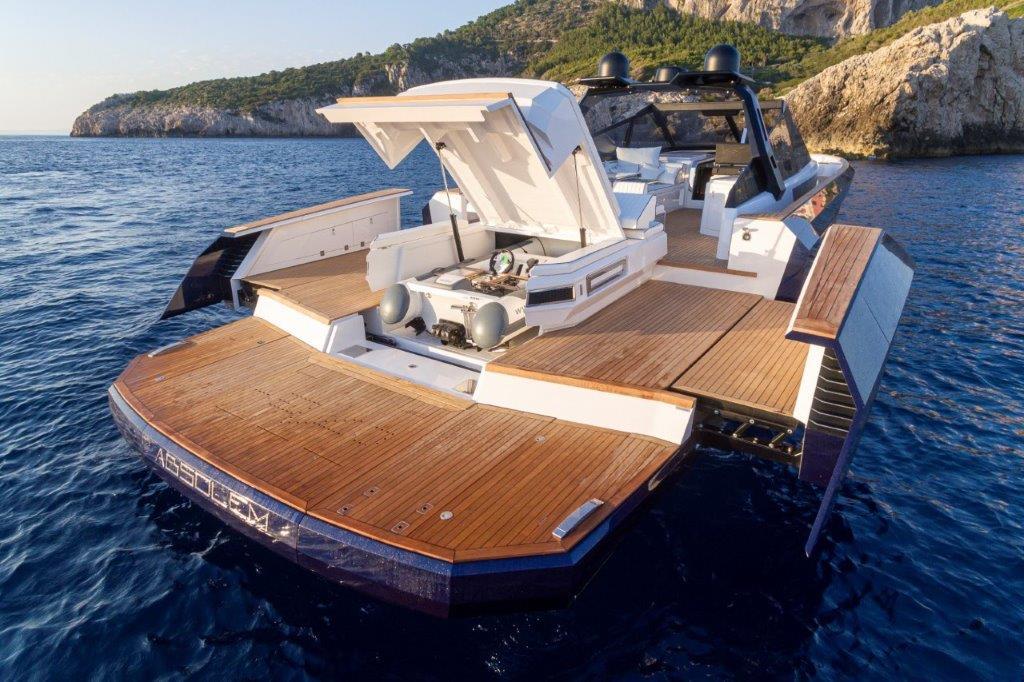 imagen 3 de Evo Yachts presentará en Cannes su nuevo yate R6 Open.