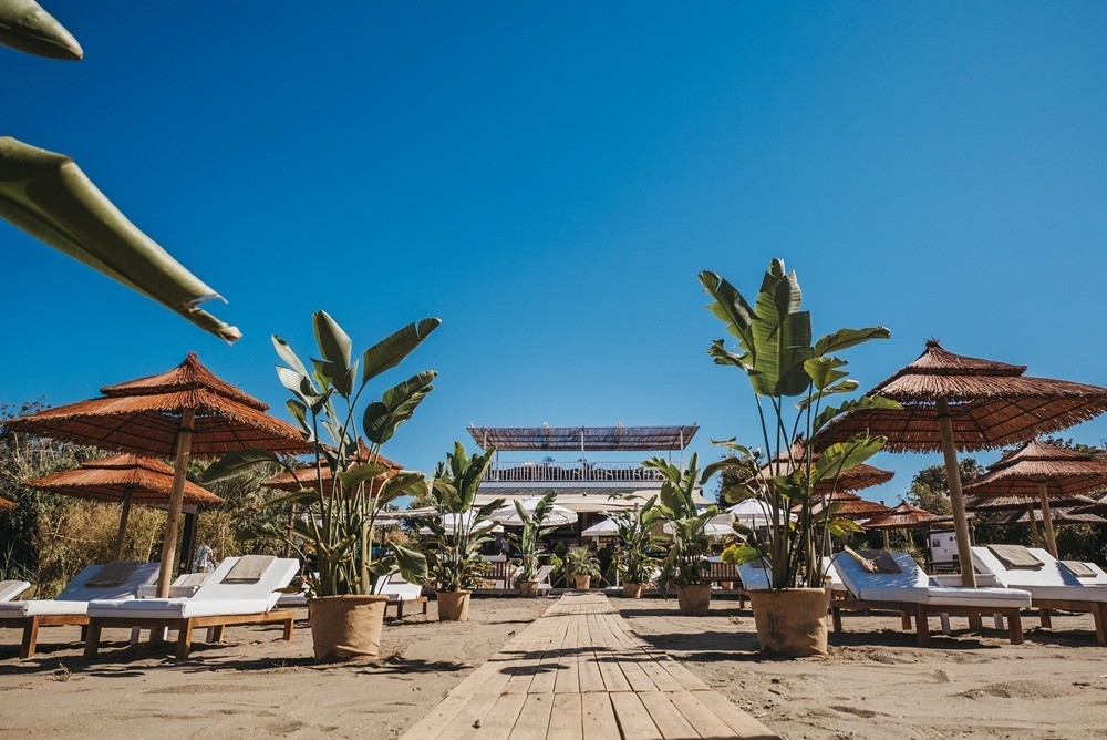 imagen 11 de Salduna Beach, verano azul en Marbella.