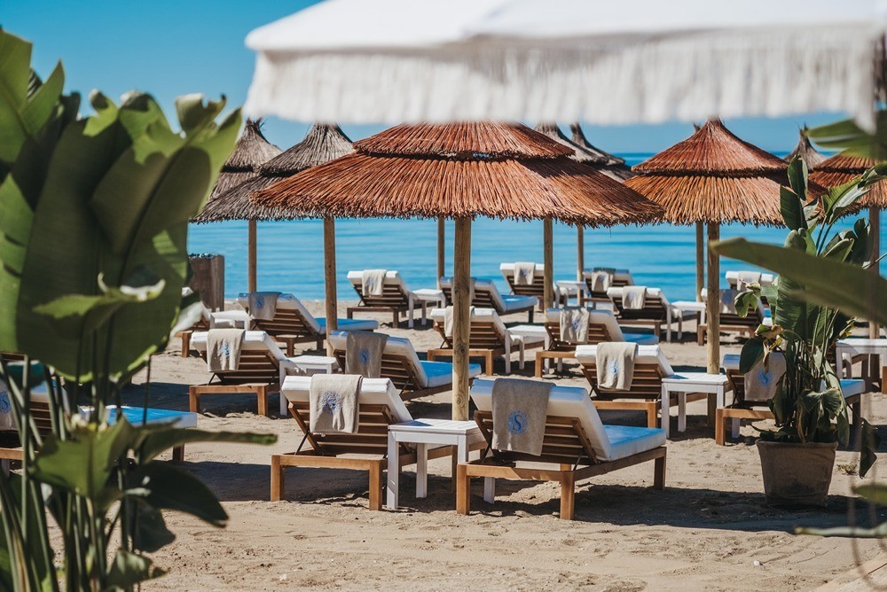imagen 14 de Salduna Beach, verano azul en Marbella.