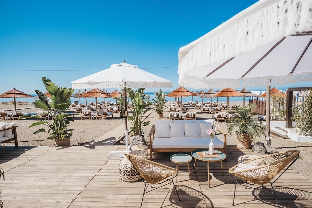 imagen 18 de Salduna Beach, verano azul en Marbella.