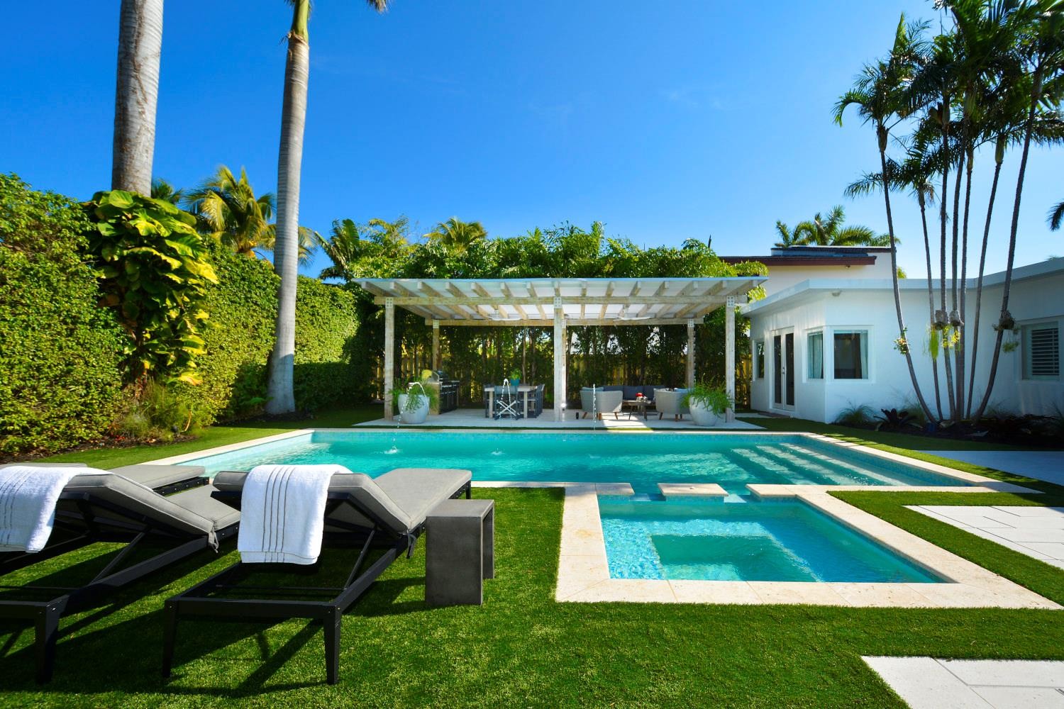 imagen 4 de Una casa para quienes quieren vivir en el corazón de Miami Beach.