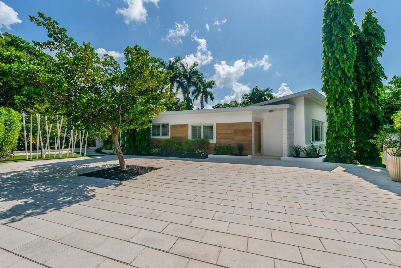 imagen 11 de Una casa para quienes quieren vivir en el corazón de Miami Beach.