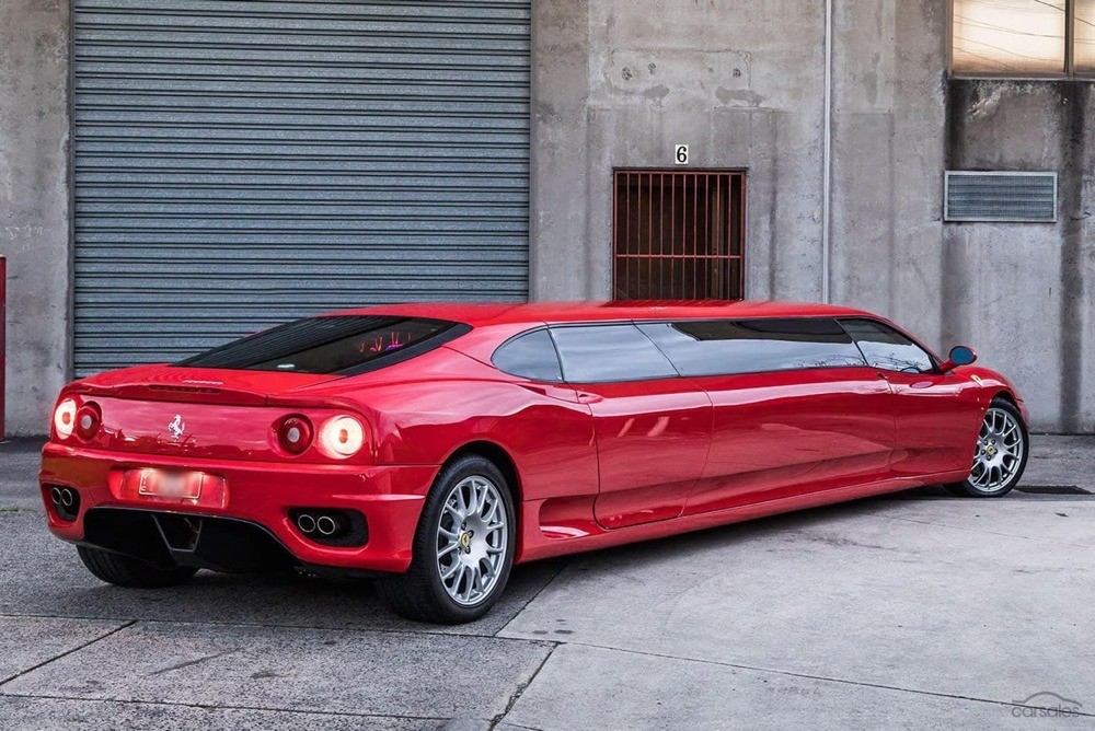 imagen 3 de Una limusina Ferrari ¿lujo u ostentación? Se vende por 243.000 euros.