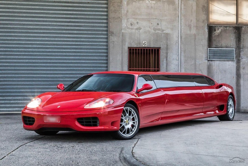 imagen 2 de Una limusina Ferrari ¿lujo u ostentación? Se vende por 243.000 euros.