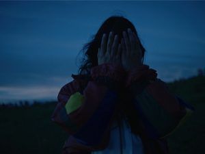 La personal cantante mexicana Silvana Estrada ficha por el sello Glassnote.