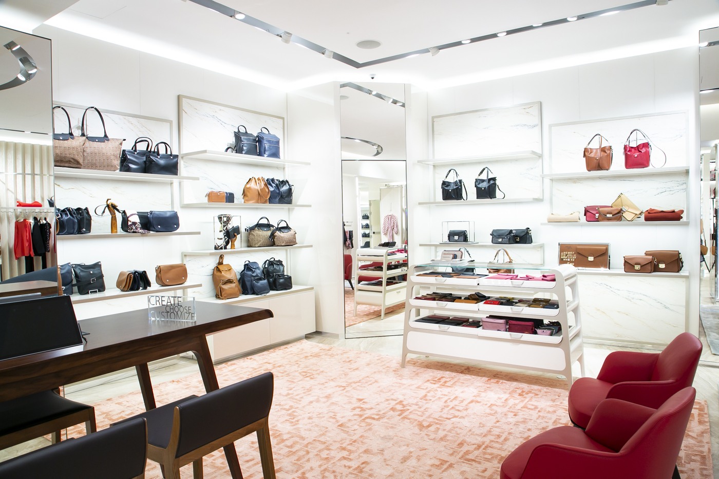 imagen 3 de Nueva boutique Longchamp en Madrid.