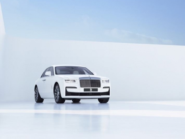 Nuevo Rolls Royce Ghost: el fantasma se reinventa.