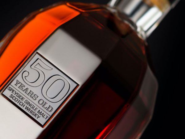 El whisky escocés single malt más envejecido de la historia de The Glenrothes.