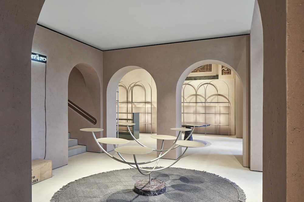 imagen 5 de Furla presenta un nuevo concepto de tienda en Piazza Duomo.