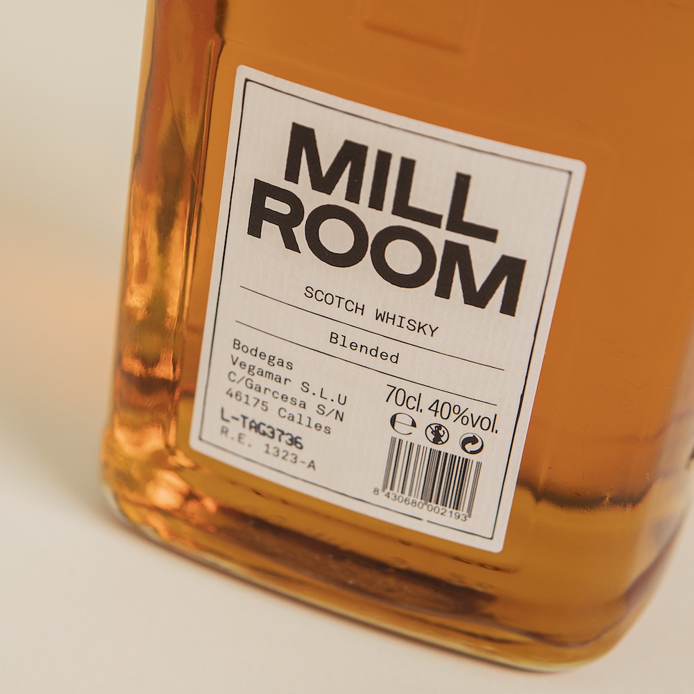 imagen 4 de Mill Room Whisky on the rocks.