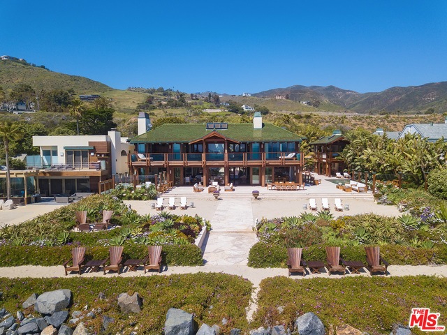 imagen 1 de Pierce Brosnan vende su casa en Malibú… ¡y qué casa!