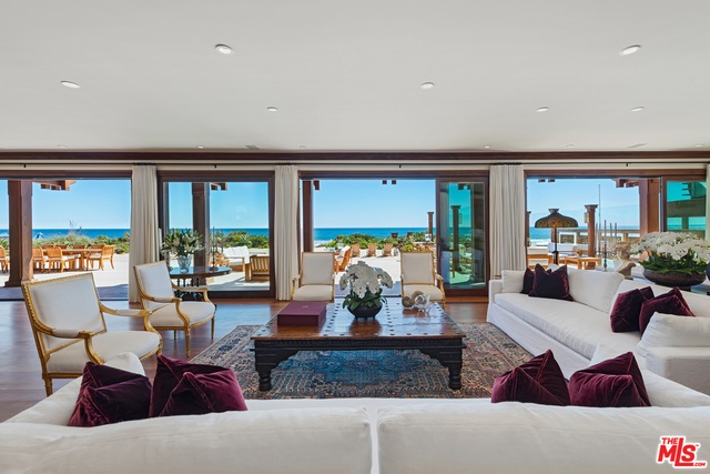 imagen 7 de Pierce Brosnan vende su casa en Malibú… ¡y qué casa!