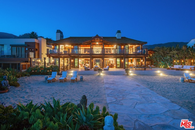 imagen 11 de Pierce Brosnan vende su casa en Malibú… ¡y qué casa!