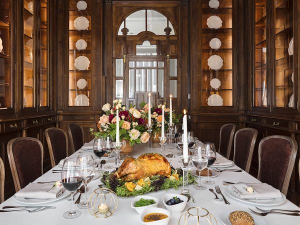 5 menús de Acción de Gracias para quienes quieren celebrarlo cenando fuera o recibiendo la cena en casa.
