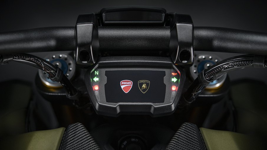 imagen 12 de Ducati Diavel 1260 Lamborghini: cuando los detalles marcan la diferencia.