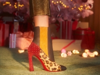 Las 7 propuestas más animales de Louboutin para calzar la Navidad.