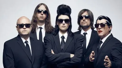 Puscifer es la banda de Maynard James Keenan, ex cantante de Tool.