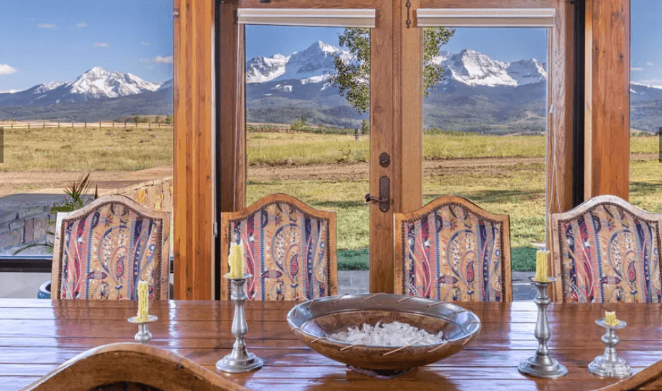 imagen 6 de ¿Querrías vivir en un rancho de Colorado diseñado originalmente para Oliver Stone?