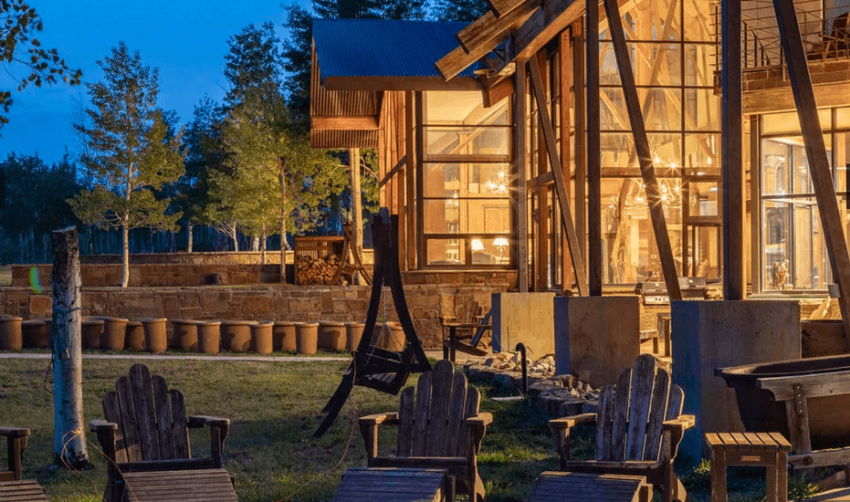 imagen 2 de ¿Querrías vivir en un rancho de Colorado diseñado originalmente para Oliver Stone?