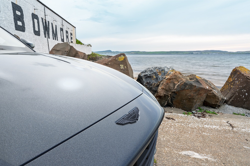 imagen 6 de Aston Martin DBX Bowmore Edition, el vehículo más espirituoso del momento.