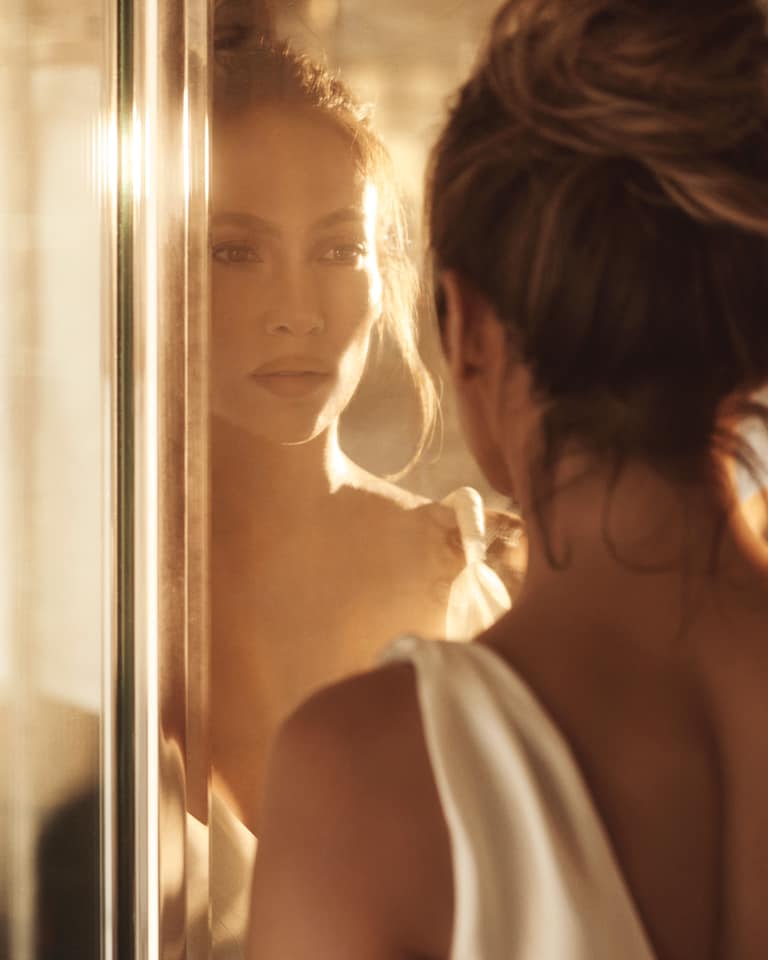 imagen 6 de JLO Beauty, los secretos de belleza de Jennifer López al descubierto.