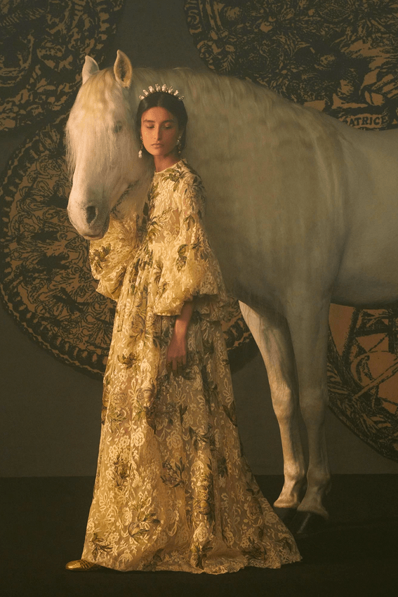 imagen 2 de Alta costura, primavera y Dior, una colección de fantasía aristocrática.