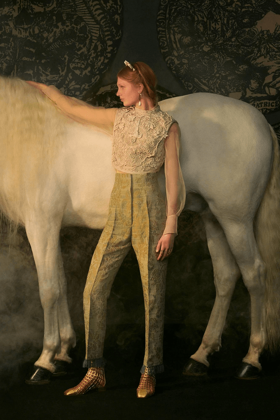 imagen 7 de Alta costura, primavera y Dior, una colección de fantasía aristocrática.