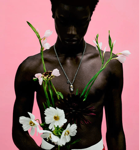 imagen 3 de La colección de Dior para hombres a los que les gustan las flores ya está en venta.