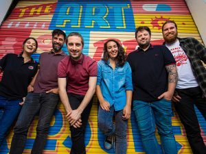 Ebri Knight presenta el clip del segundo single de adelanto de su próximo álbum.