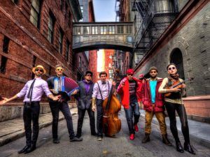 Los neoyorquinos Speakeasy Streets publican el video-lyric de su tercer single.