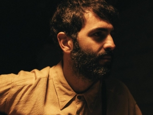 Zulabard comparte un nuevo vídeo filmado en analógico y con base cinematografica.