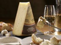 7 restaurantes en los que ponerte morado de queso suizo sin salir de España.