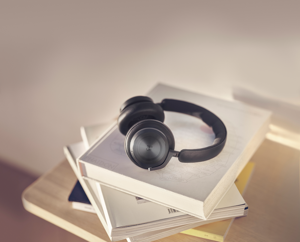 imagen 3 de Beoplay HX, los auriculares que recrean una experiencia de sonido superlativa.