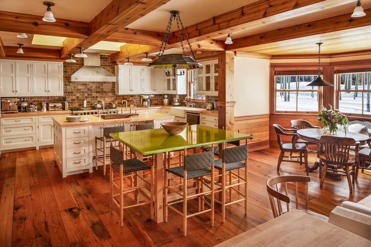 imagen 5 de El cómico Jerry Seinfeld vende su casa de esquí en Telluride.