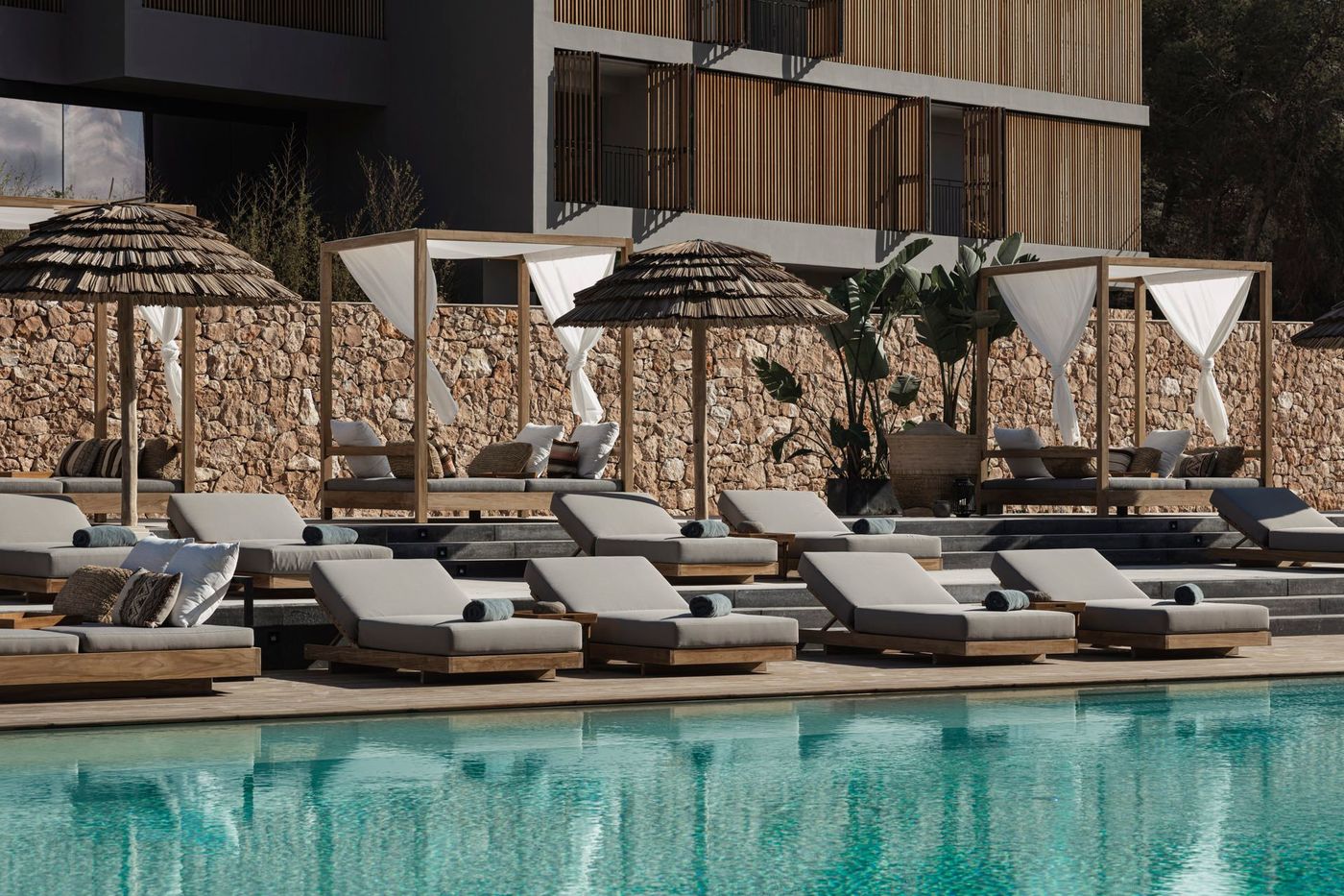 imagen 2 de OKU Ibiza, un nuevo hotel en las Pitiusas.