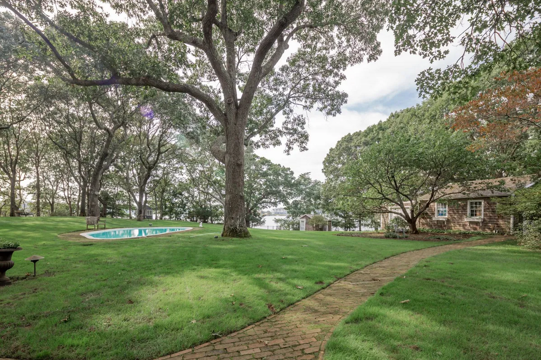 imagen 13 de Sotheby’s vende el refugio natural de John Steinbeck en Sag Harbour.