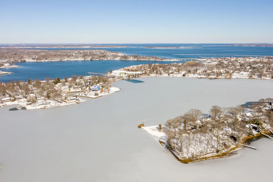 imagen 18 de Sotheby’s vende el refugio natural de John Steinbeck en Sag Harbour.