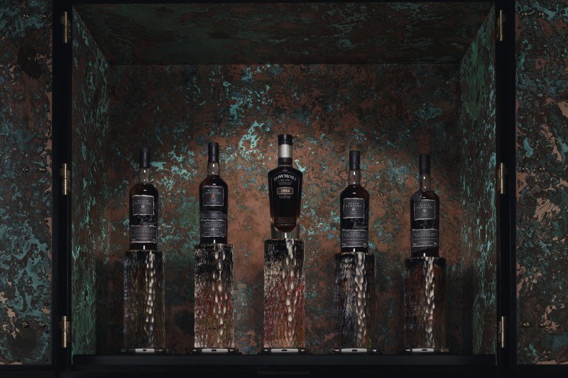 imagen 3 de Black Bowmore Archive Cabinet, el whisky del medio millón de euros.