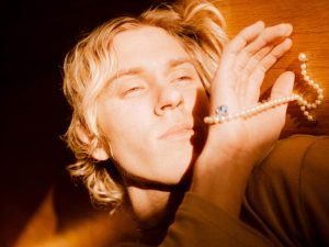 Dreamer Boy adelanta un tema de su nuevo álbum y lo acompaña con un vídeo de animación.