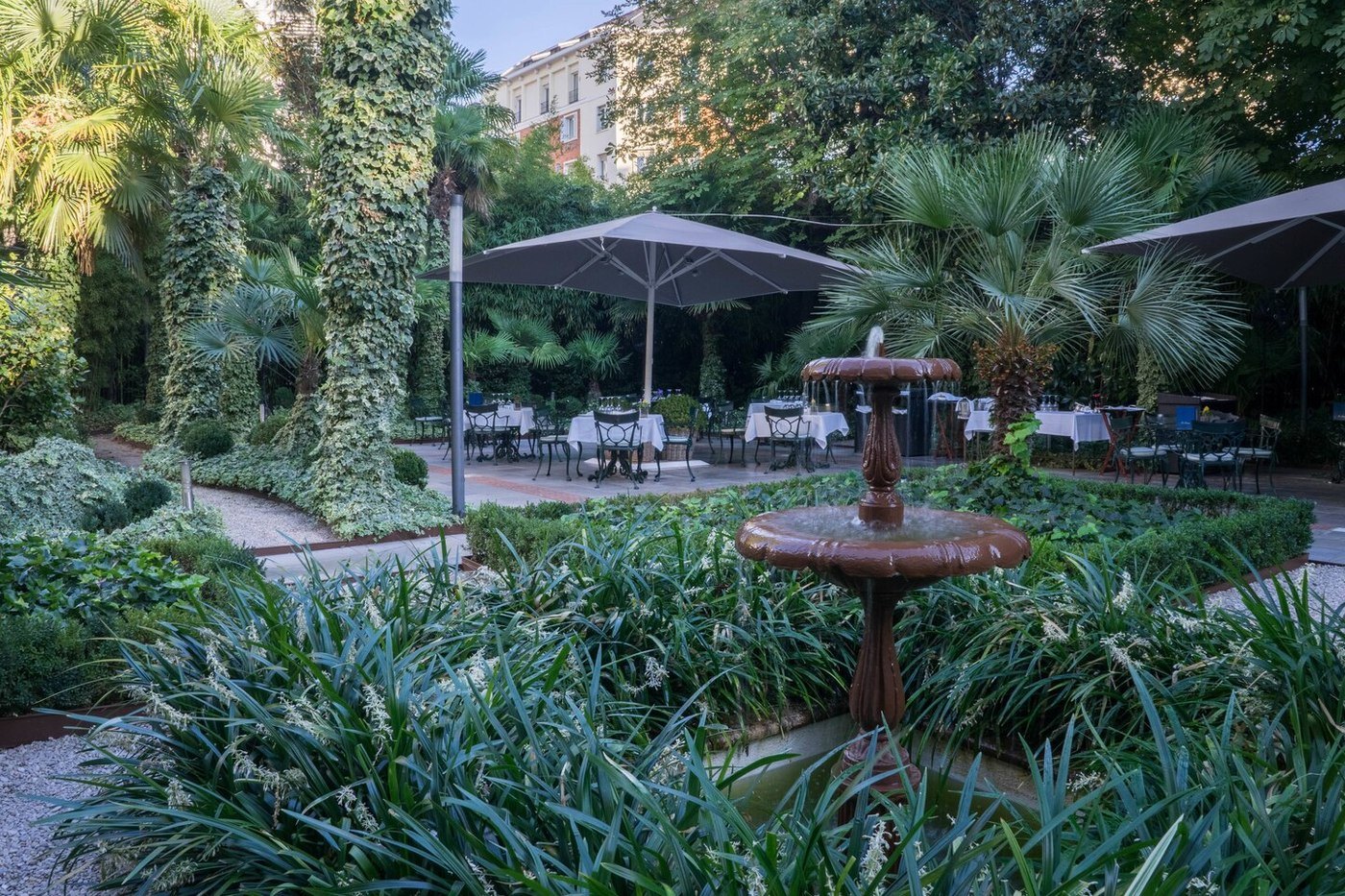 imagen 2 de El Jardín del Santo Mauro celebra la reapertura del Hotel Santo Mauro en Madrid.