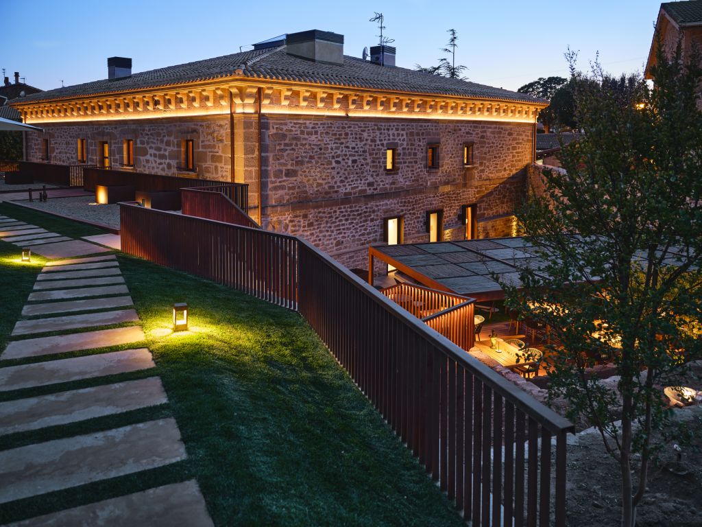 imagen 3 de Hotel Palacio de Samaniego: estancia francesa en La Rioja alavesa.