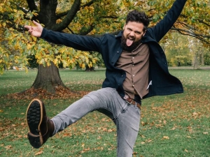 Passenger estrena vídeo para un tema bastante rítmico incluido en su último disco.