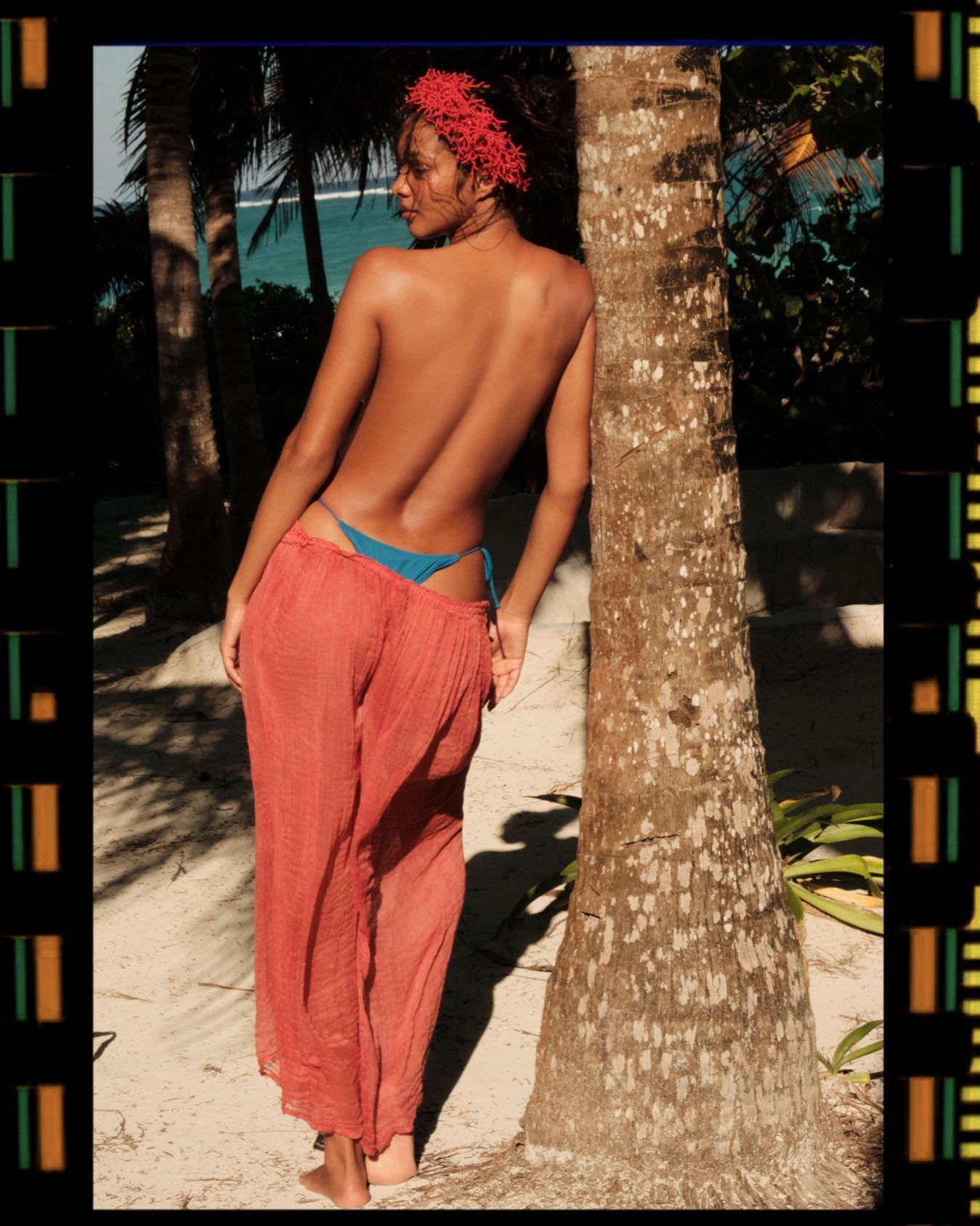 imagen 4 de Tropic of C: el verano caliente de Laís Ribeiro y Candice Swanepoel.