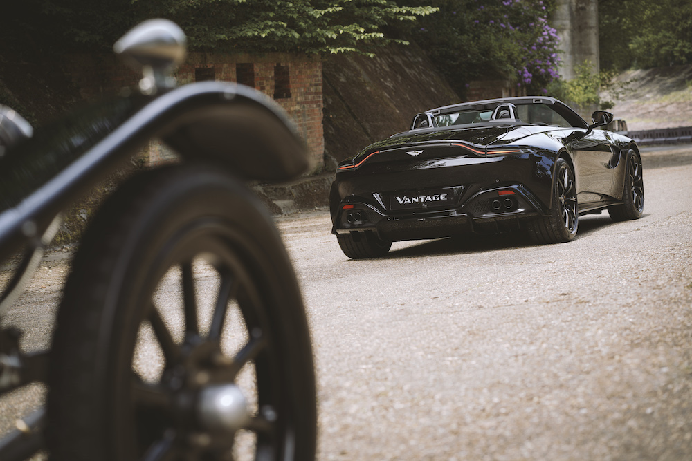 imagen 7 de Así celebra Aston Martin los 100 años de su coche deportivo más antiguo.