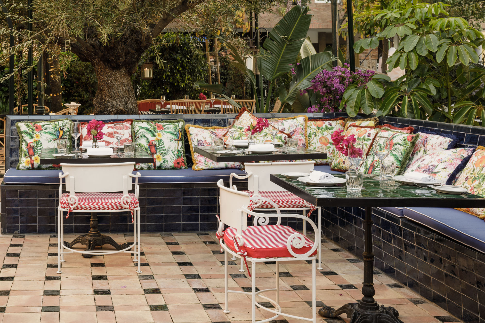 imagen 7 de Casa Ozama, el restaurante más suntuoso de Sevilla.