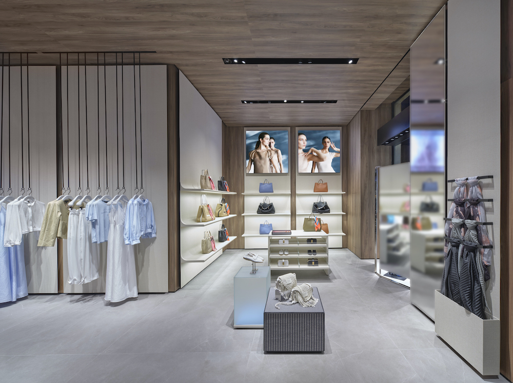 imagen 5 de Emporio Armani estrena tienda en Barcelona.