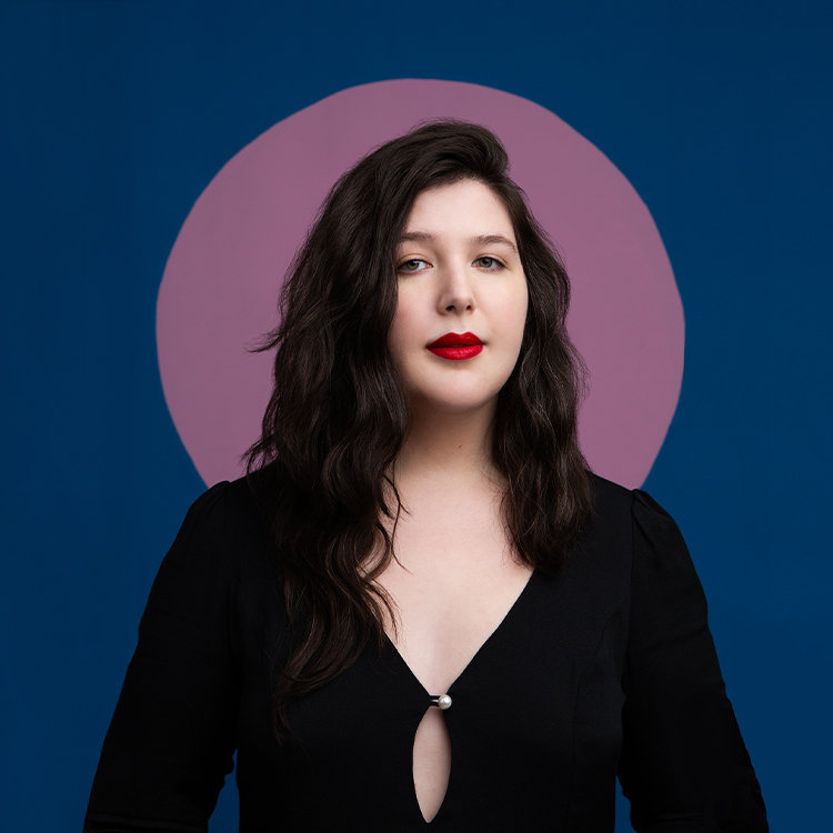 imagen 3 de Lucy Dacus recuerda los campamentos cristianos de su infancia en su nuevo single.