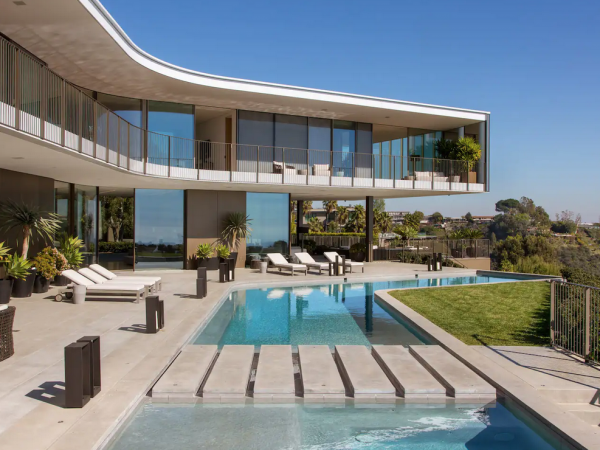 Orum House, una casa para pasar un mes de vacaciones y lujo en Los Ángeles.