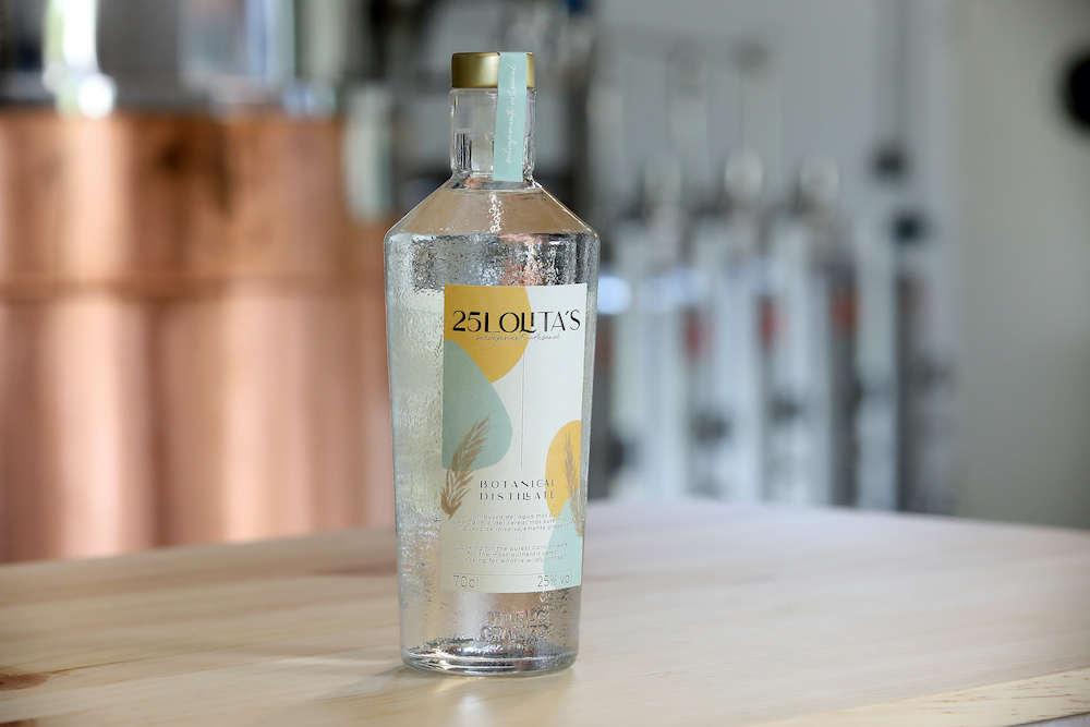 imagen 1 de 25Lolita’s, una ginebra de baja graduación para aligerar tus refrescantes gin tonics.
